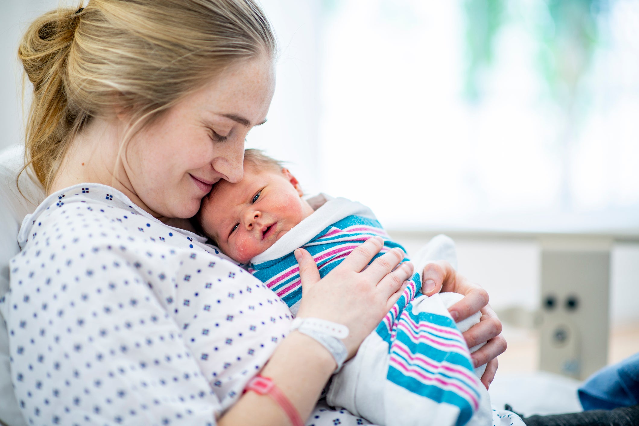 8 breastfeeding tips every mother should know